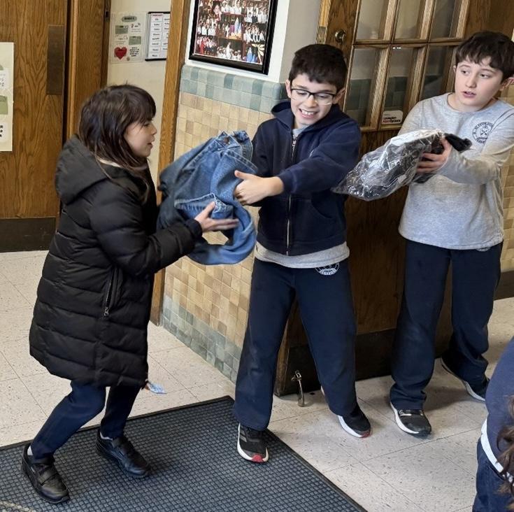Philanthropy in Action: Passing of the clothes for the Harvard Square Churches Meals Program