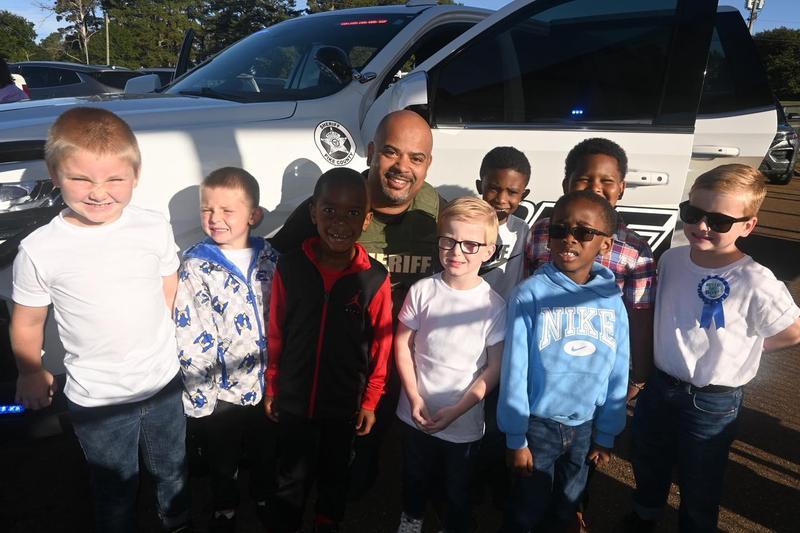 Chief Damian Gatlin visited North Pike Elementary School to speak with students as part of their Community Helpers Unit