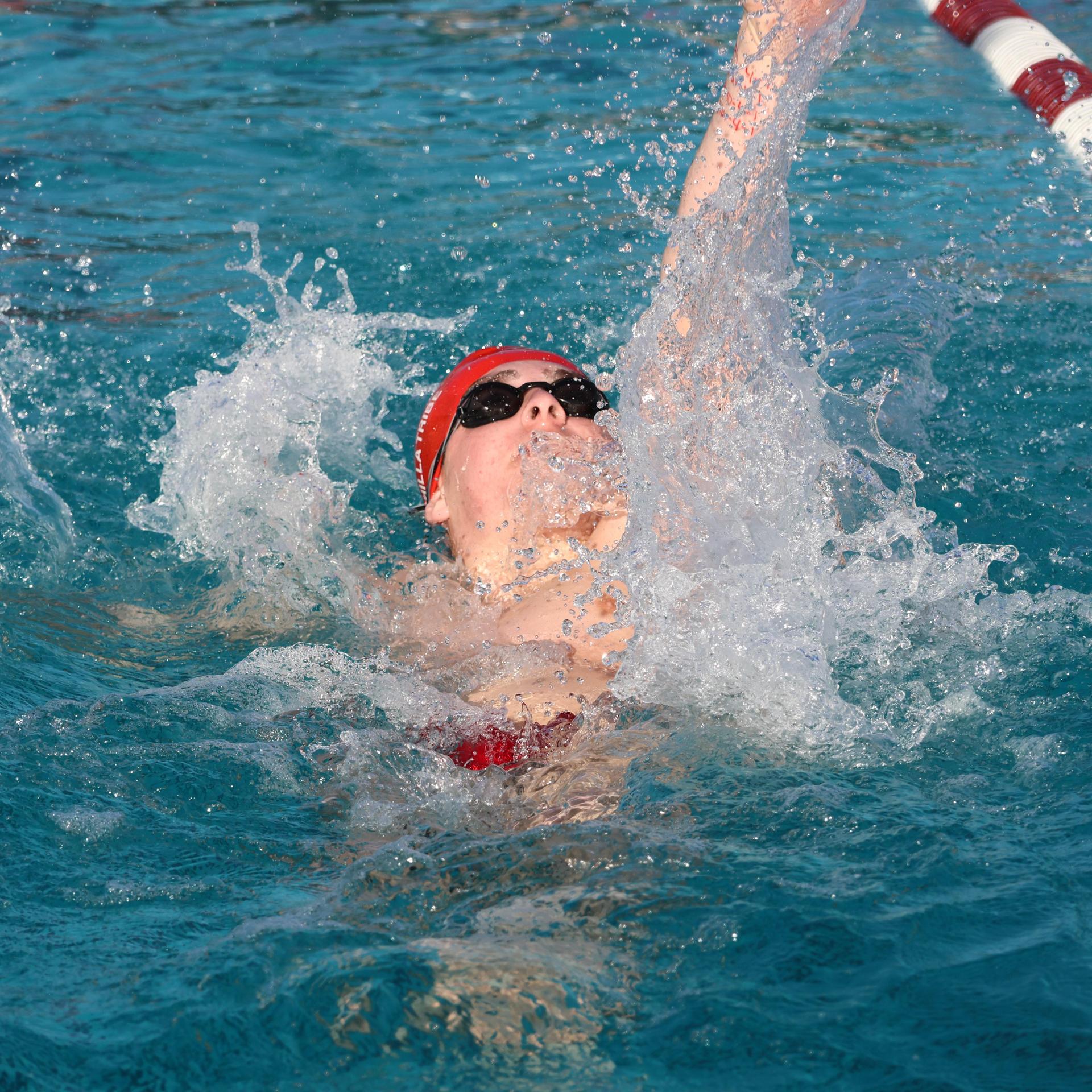 Dyllan Lopez swimming