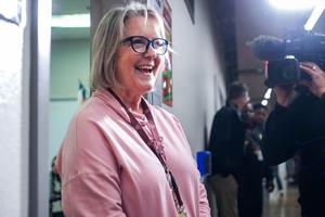 Wendy Nosal surprise with KENS 5 EXCEL Award 2026