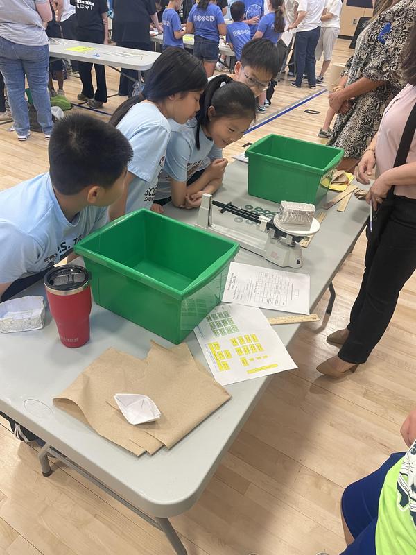 group doing a science project