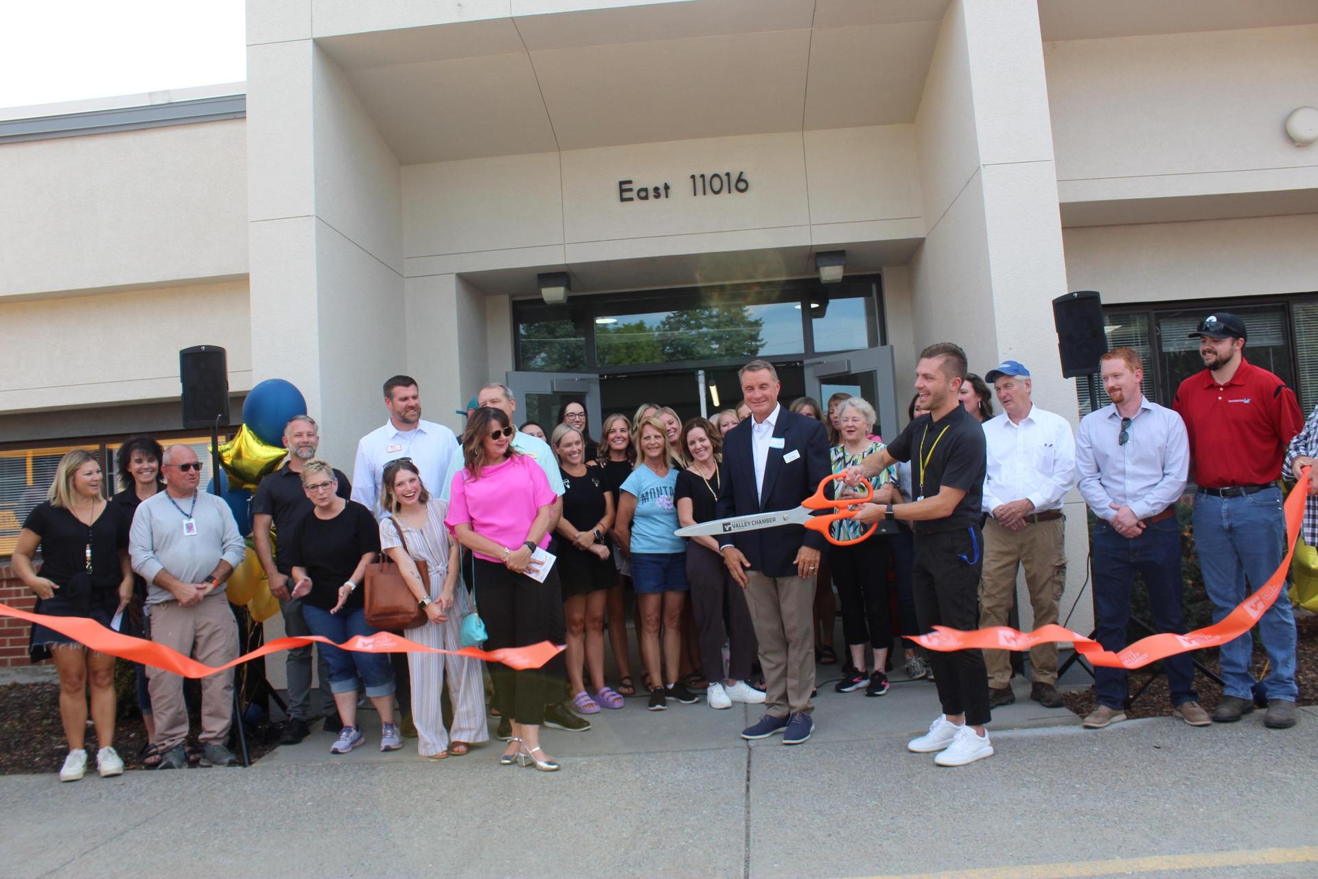 Broadway Elementary Ribbon Cutting