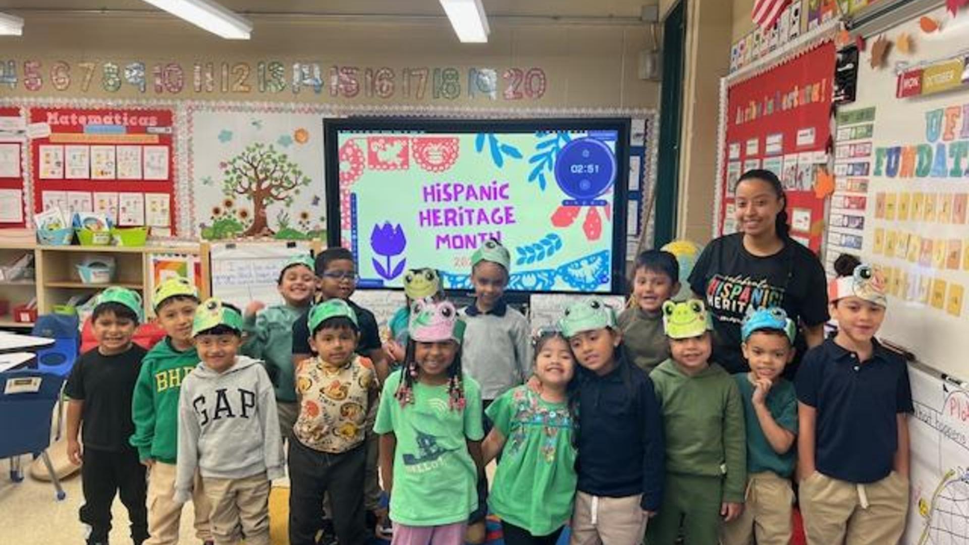 kids celebrating hispanic heritage