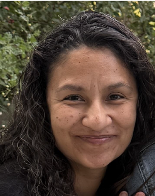Principal Dina Ticas