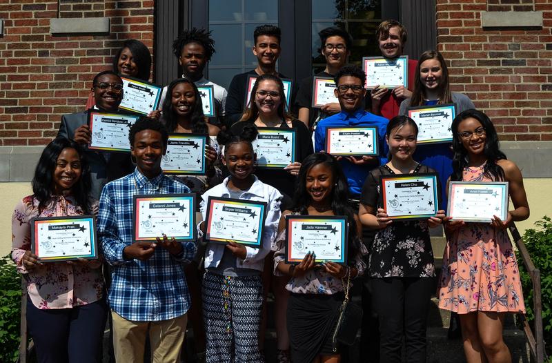 Mt. Healthy Seniors Earn Coordinating Council Scholarships for College Featured Photo