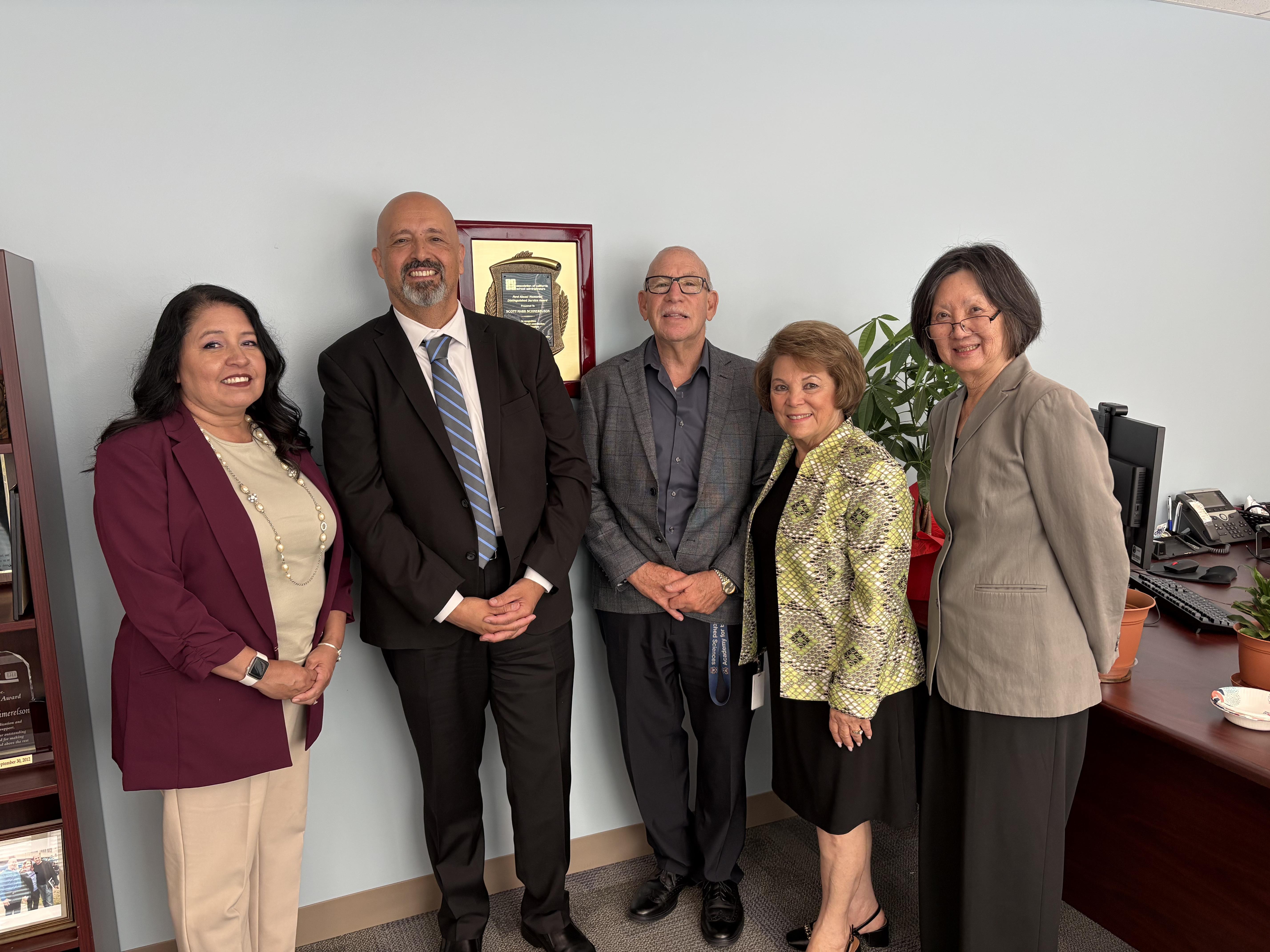 Picture of delegates from ACSA Region 16 with LAUSD Superintendent Chait