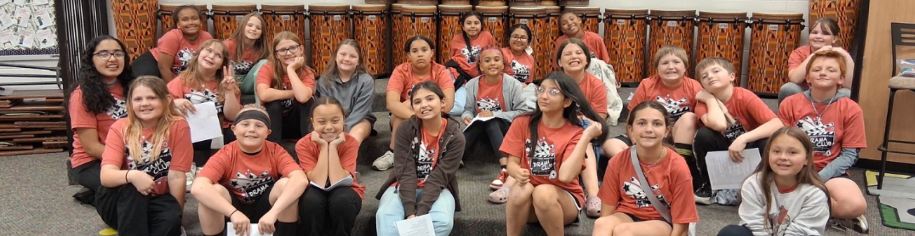 Picture of the students that participated in the 4th grade drama production during a practice.