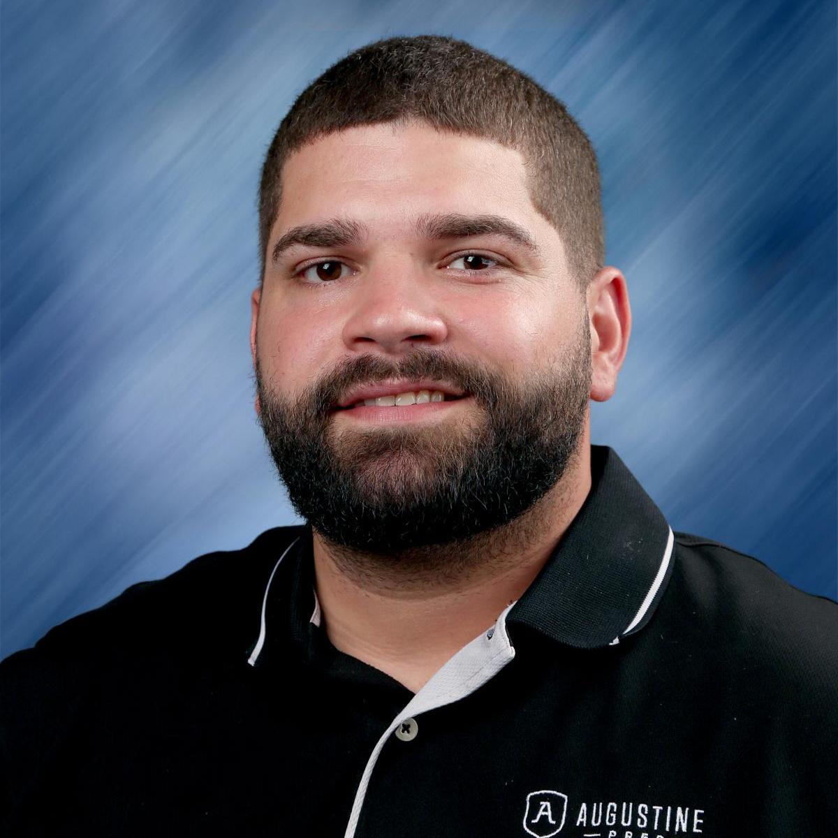 LuisCruz Torres's Profile Photo