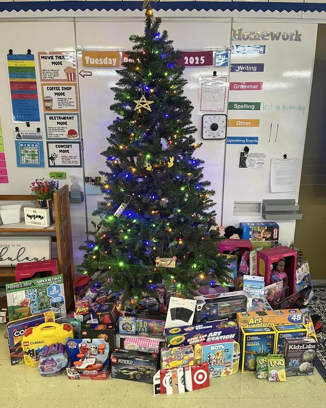 tree with presents underneath