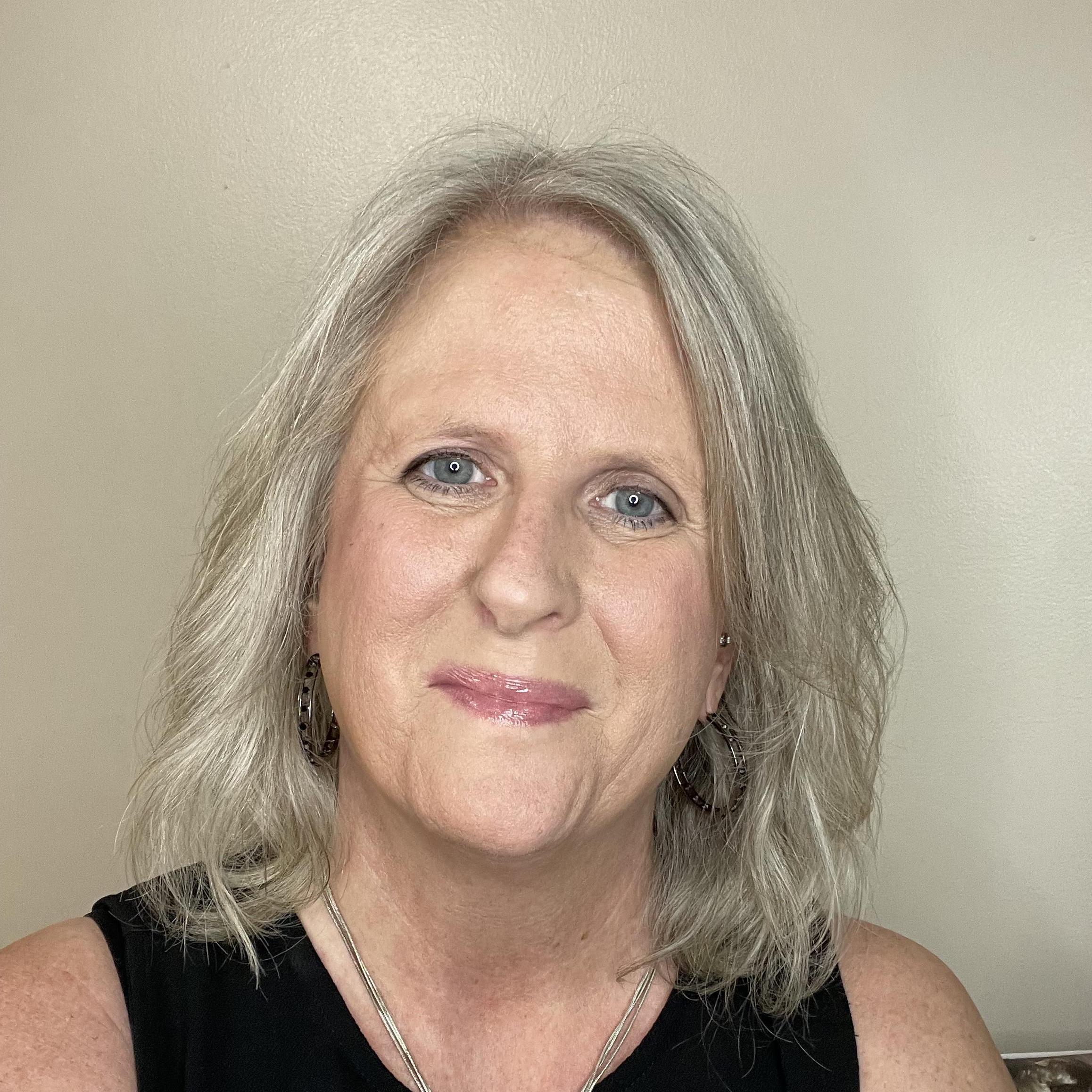 ShellyMessmore's Profile Photo