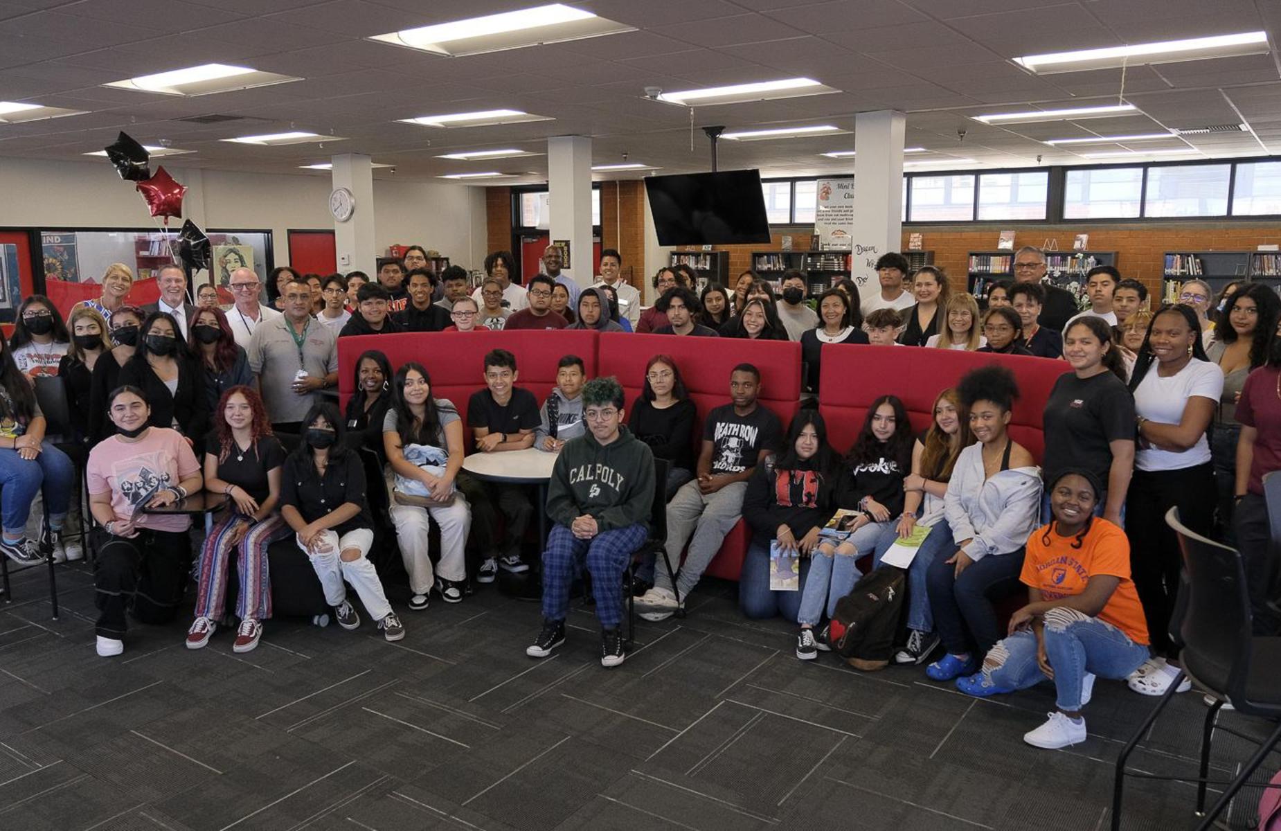 Thank you Congresswoman Norma Torres for visiting Pomona High School! #proud2bepusd #buildingourfuturetogether