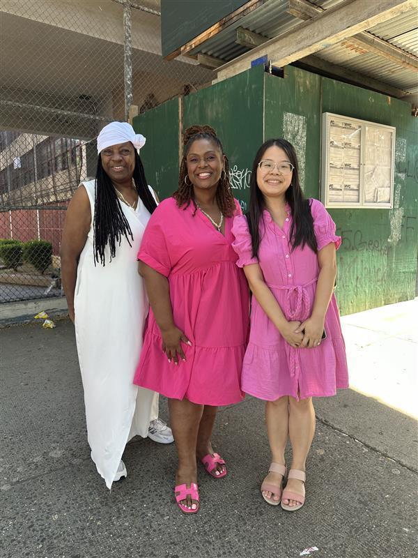 Staff in white or pink