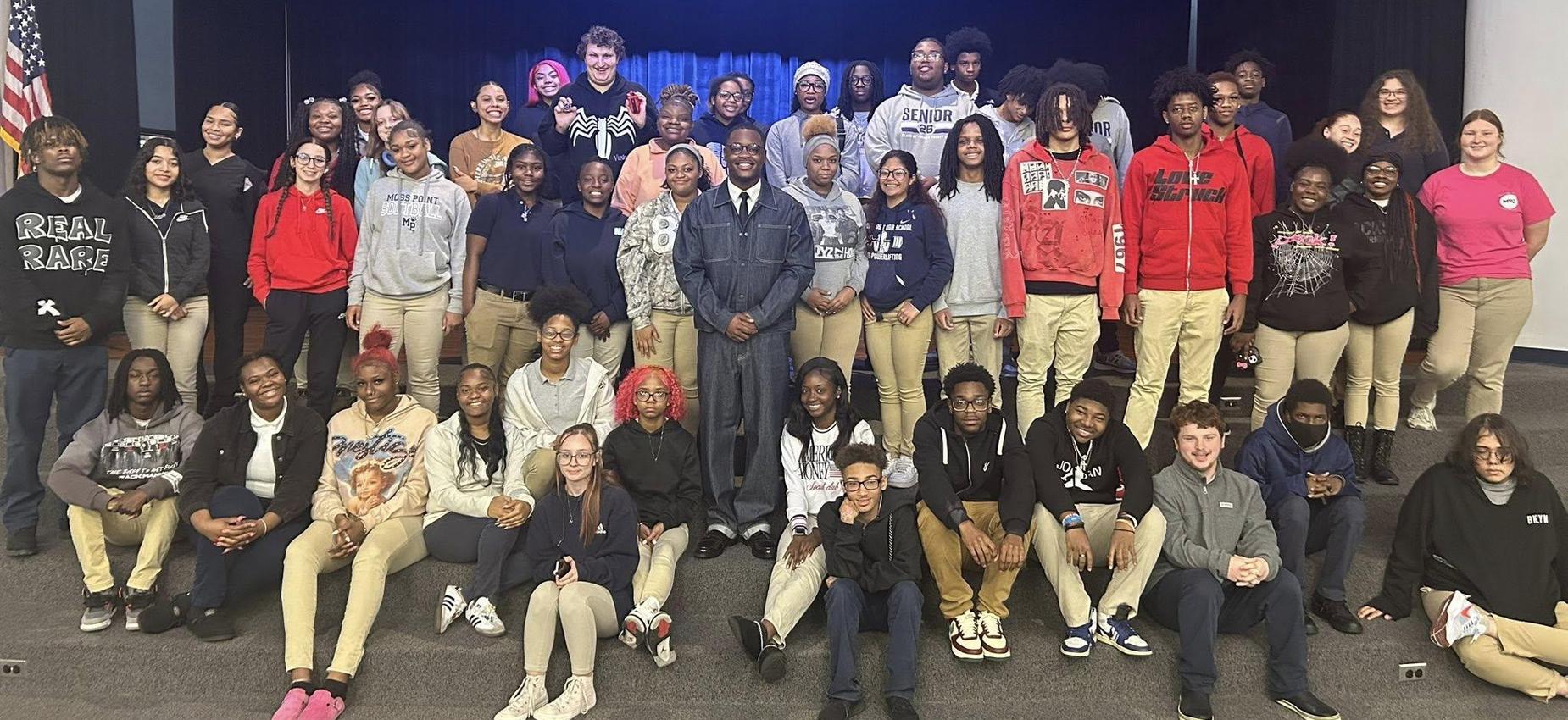 senior class with Daniel Stallworth