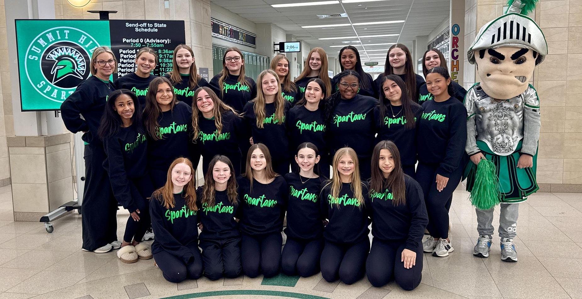 Summit Hill Junior High Competitive Cheer Team State Send Off Parade Team Photo