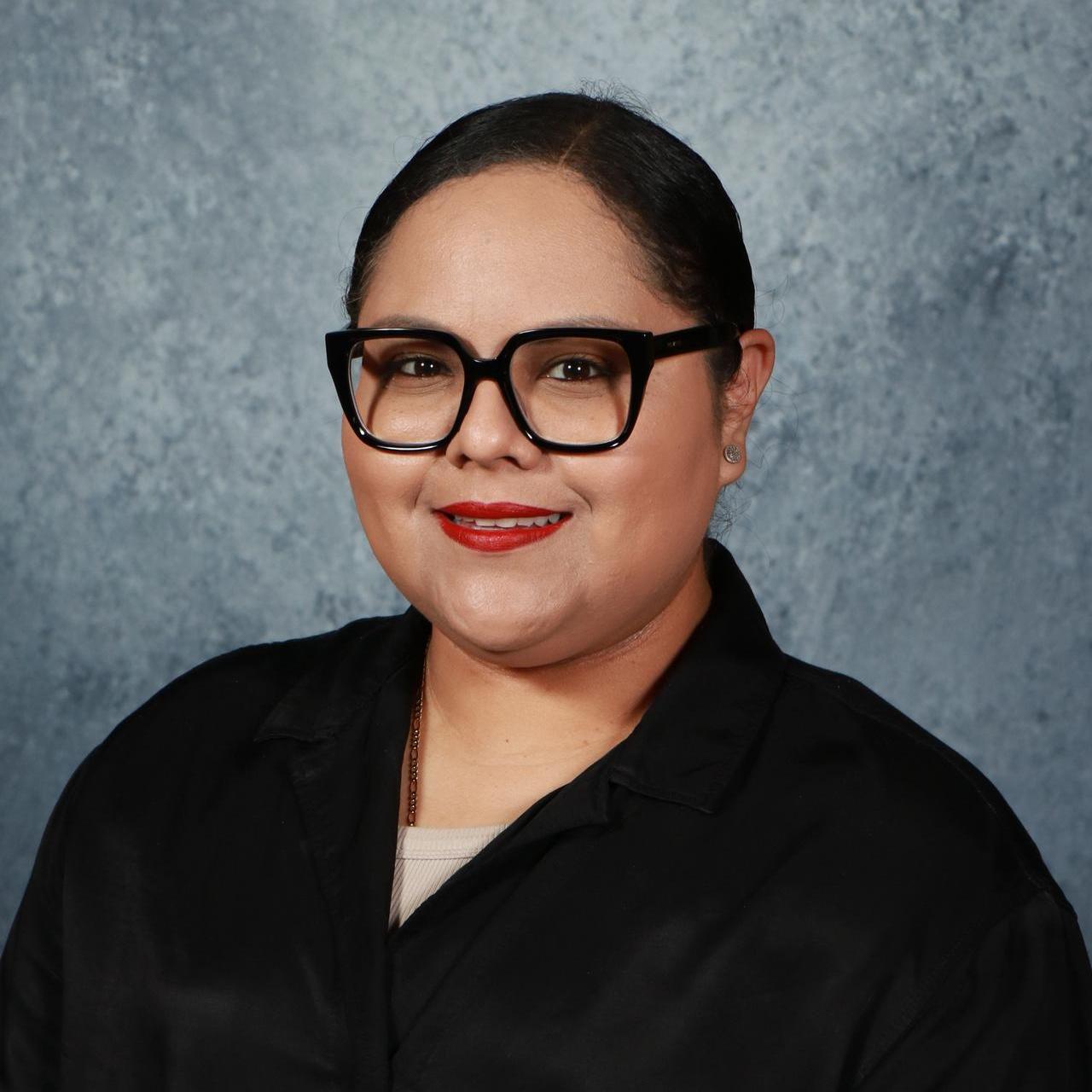 IlleanaEsparza's Profile Photo