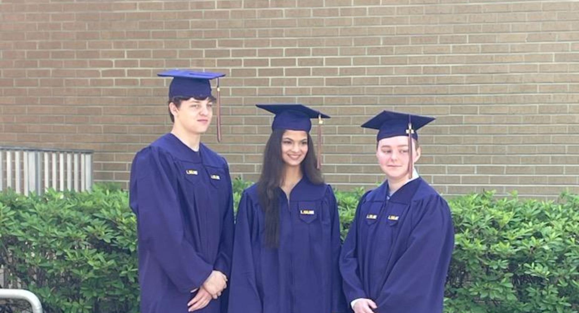 LSUE Associate Degree Graduates