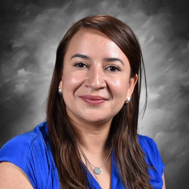 JaninaPonce's Profile Photo