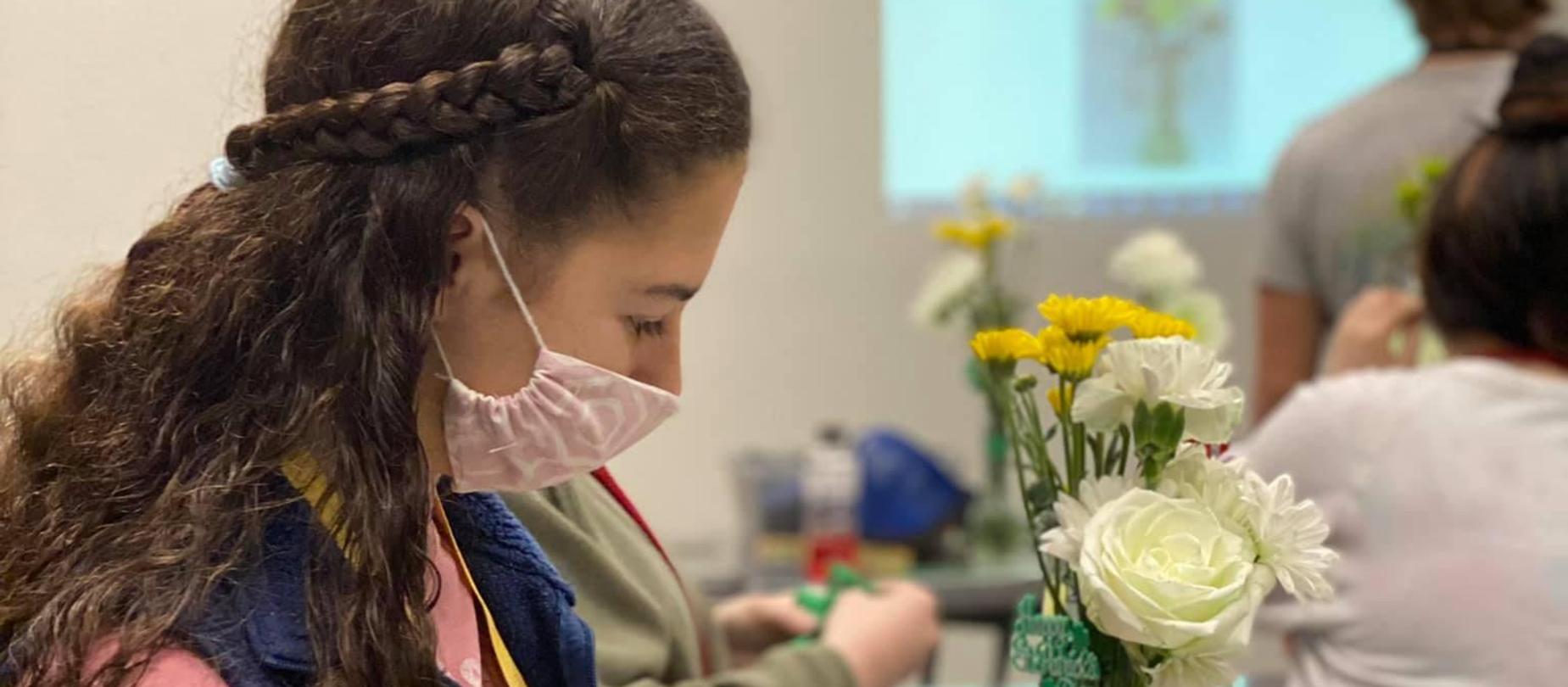 Floral Design student