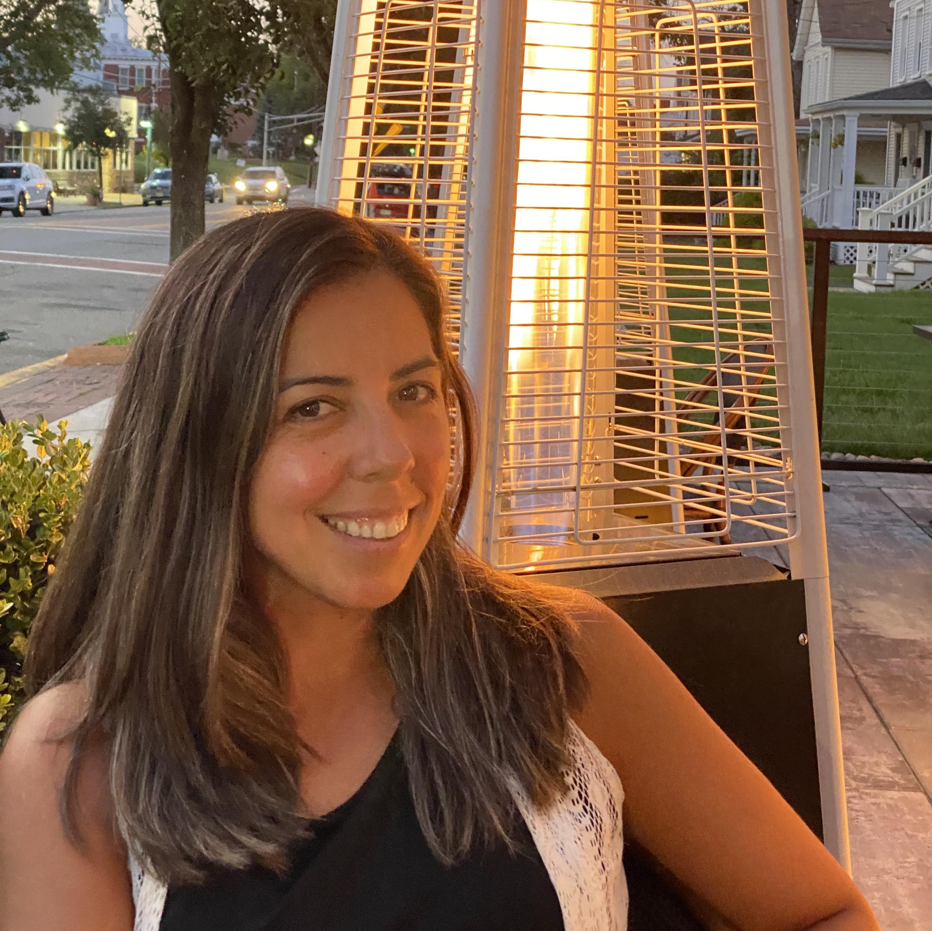 Mary LouCaraballo's Profile Photo