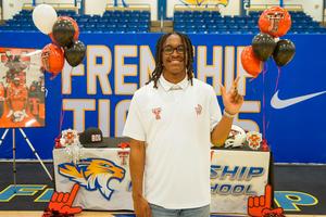 chase campbell athletic signing holding ttu guns up hand sign