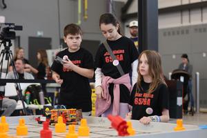 Team 6576A – Star Ninjas (GSA Smiley Elementary)