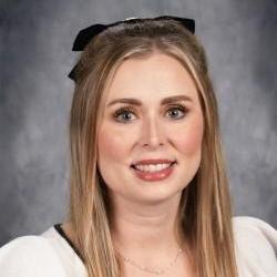 CourtneyMunsart's Profile Photo