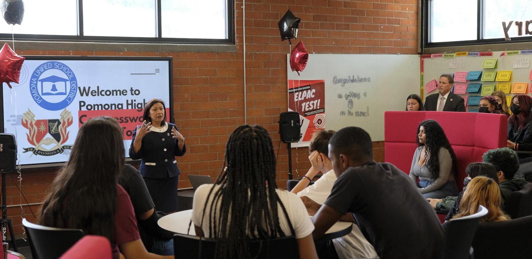 Thank you Congresswoman Norma Torres for visiting Pomona High School! #proud2bepusd #buildingourfuturetogether