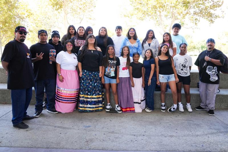Bird Singer Performers at NMMS