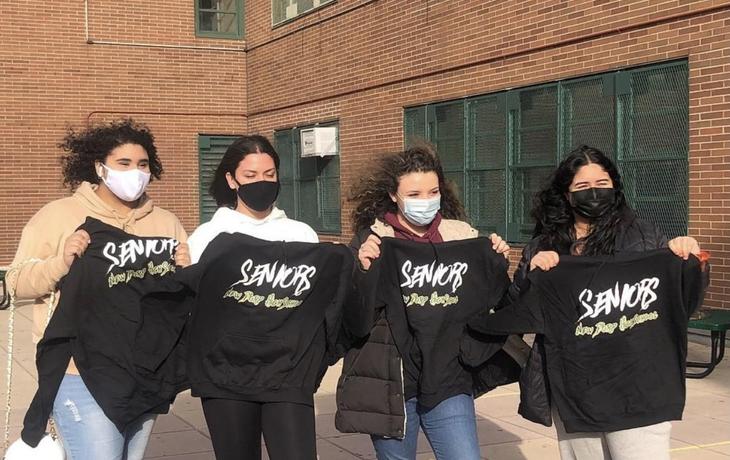Picture of Senior Sweats