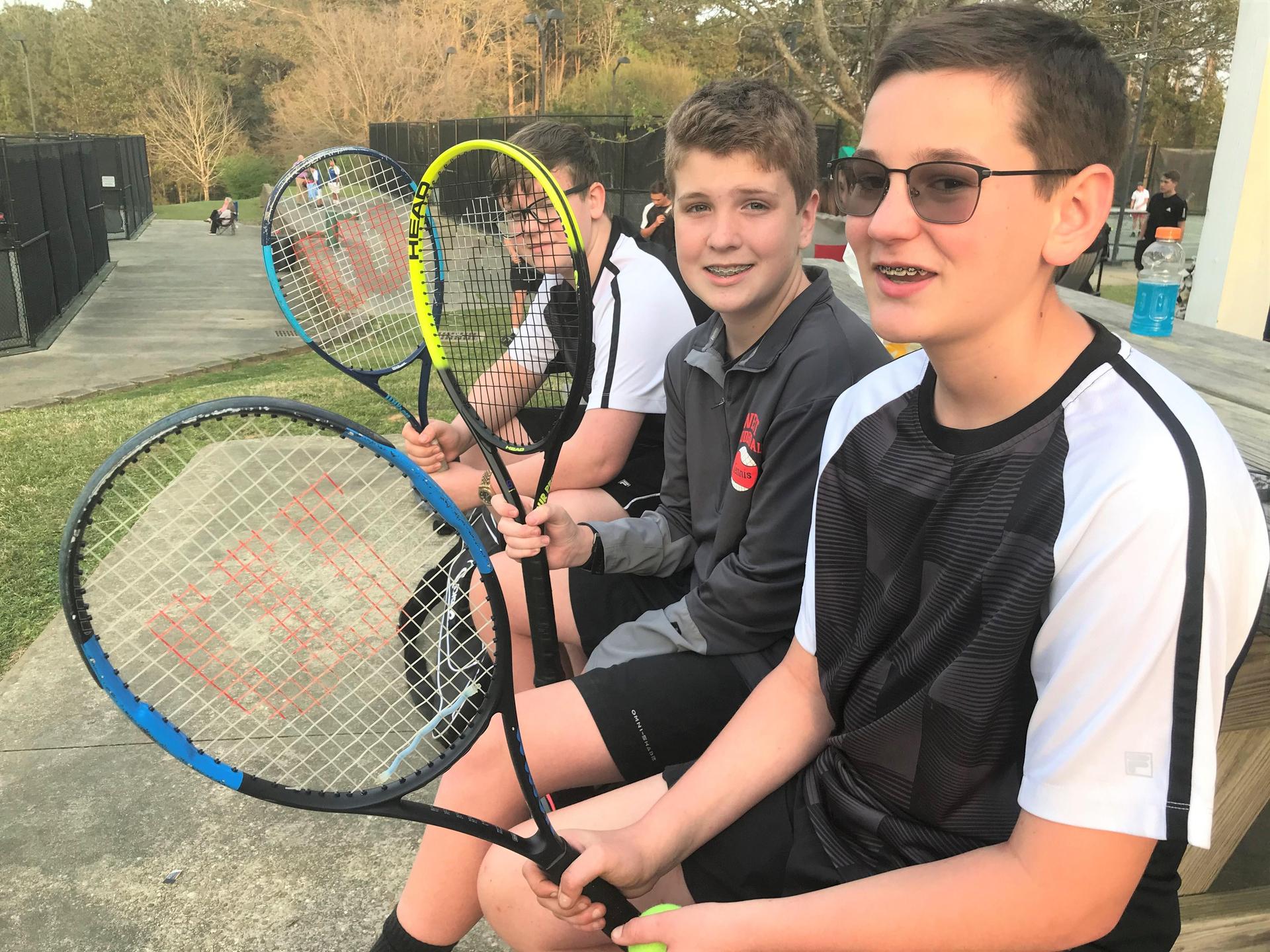 WLMS Boys Tennis Players