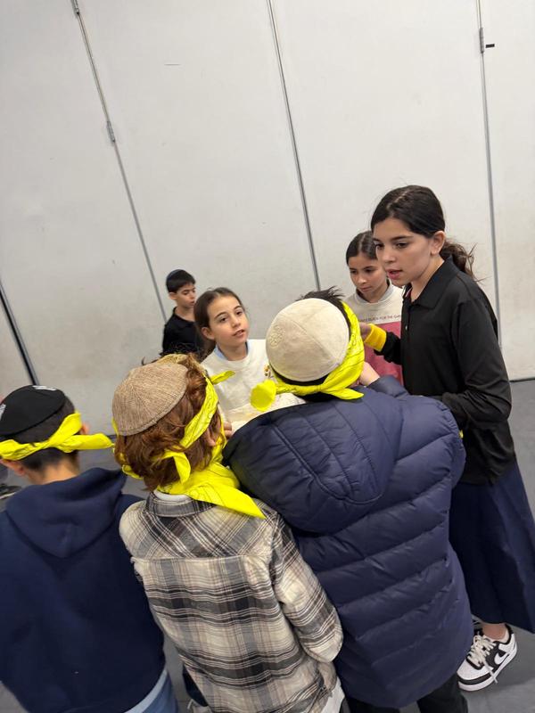 Amazing Race yellow.jpeg