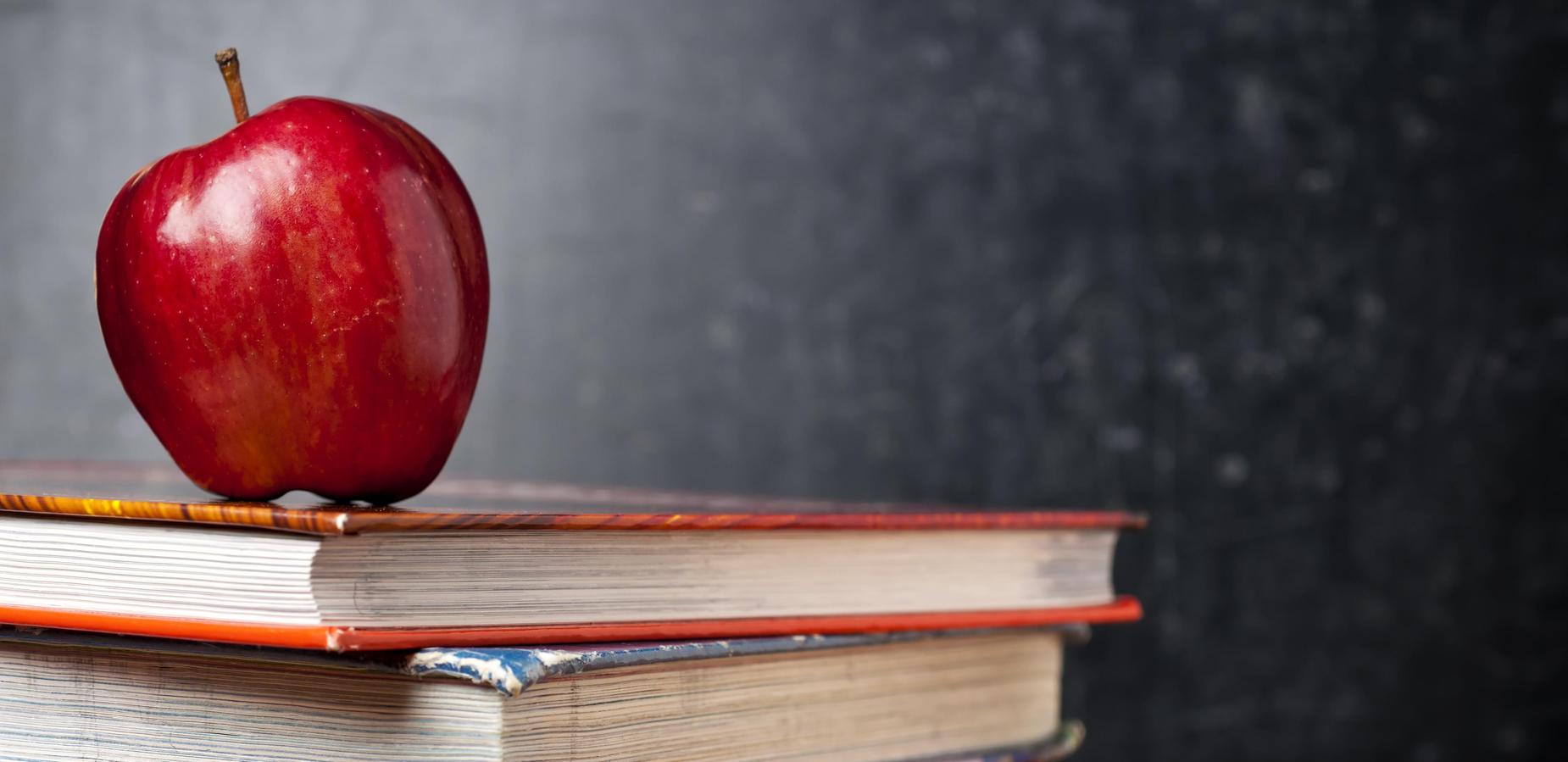 Apple and Books