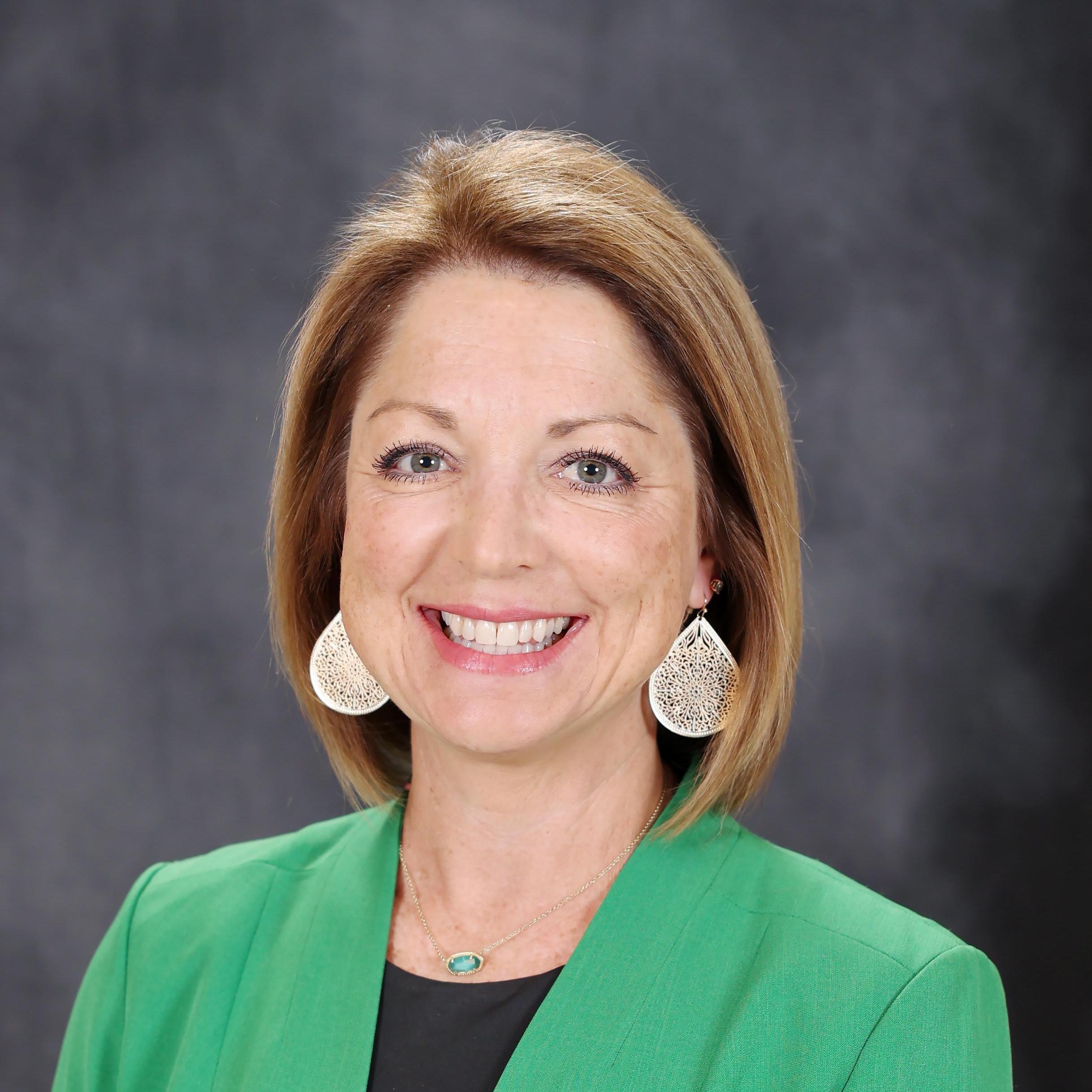 SaraLingerfelt's Profile Photo