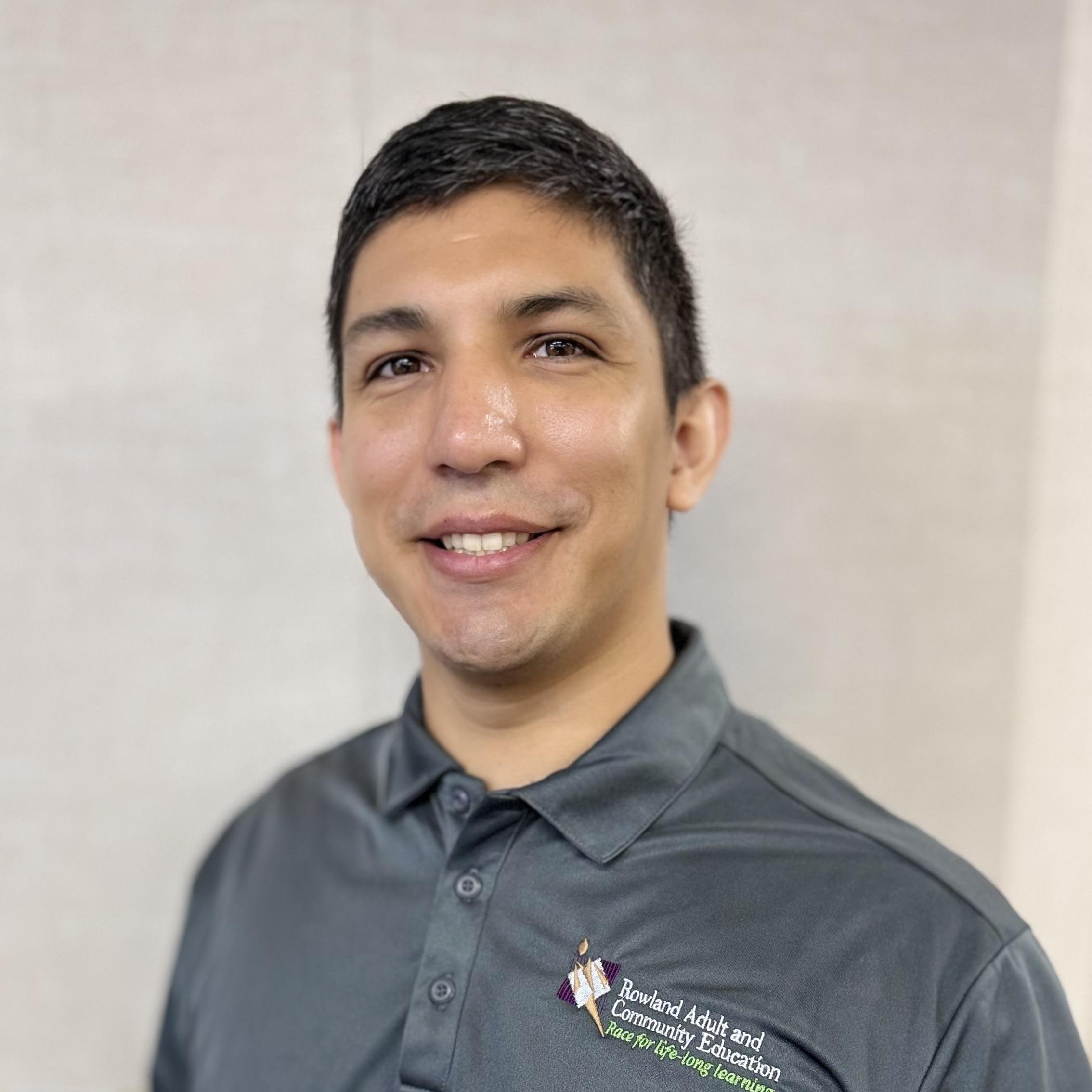 JuanFigueroa's Profile Photo