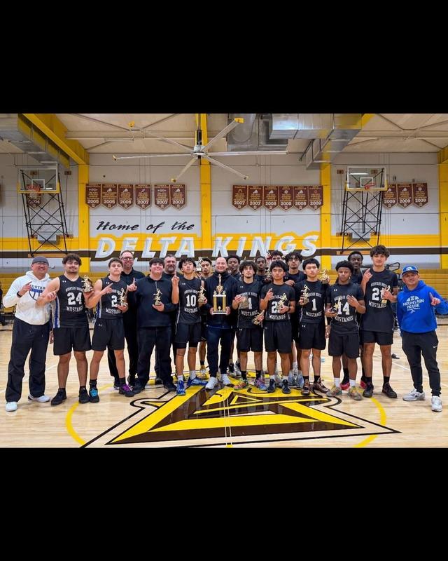 Mountain House Mustangs vs. Tracy Bulldogs on Saturday Extends Winning Streak