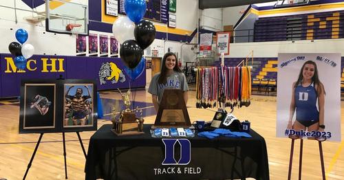 Hannah Kelly signs with Duke University