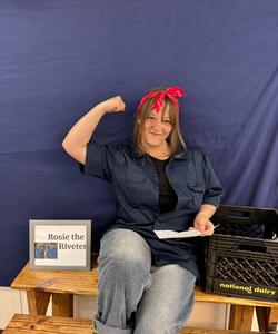 Rosie The riveter