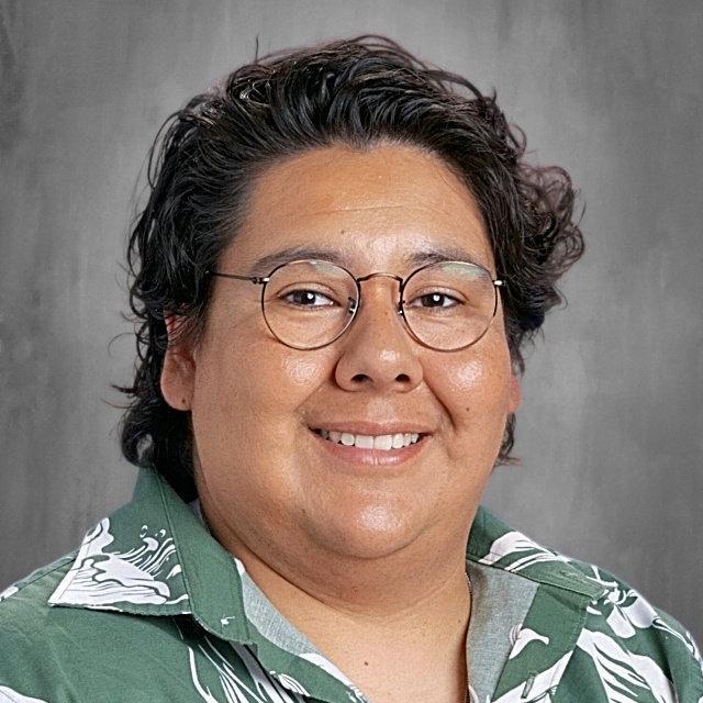 LuzMorales's Profile Photo