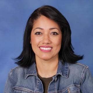 LuzBallesteros's Profile Photo