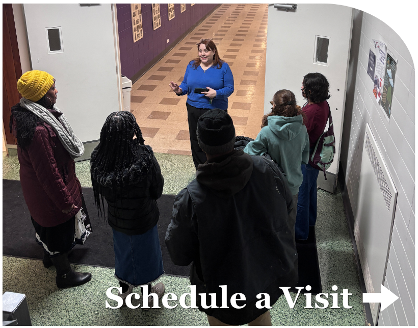Clickable photo to the visit page of the website
