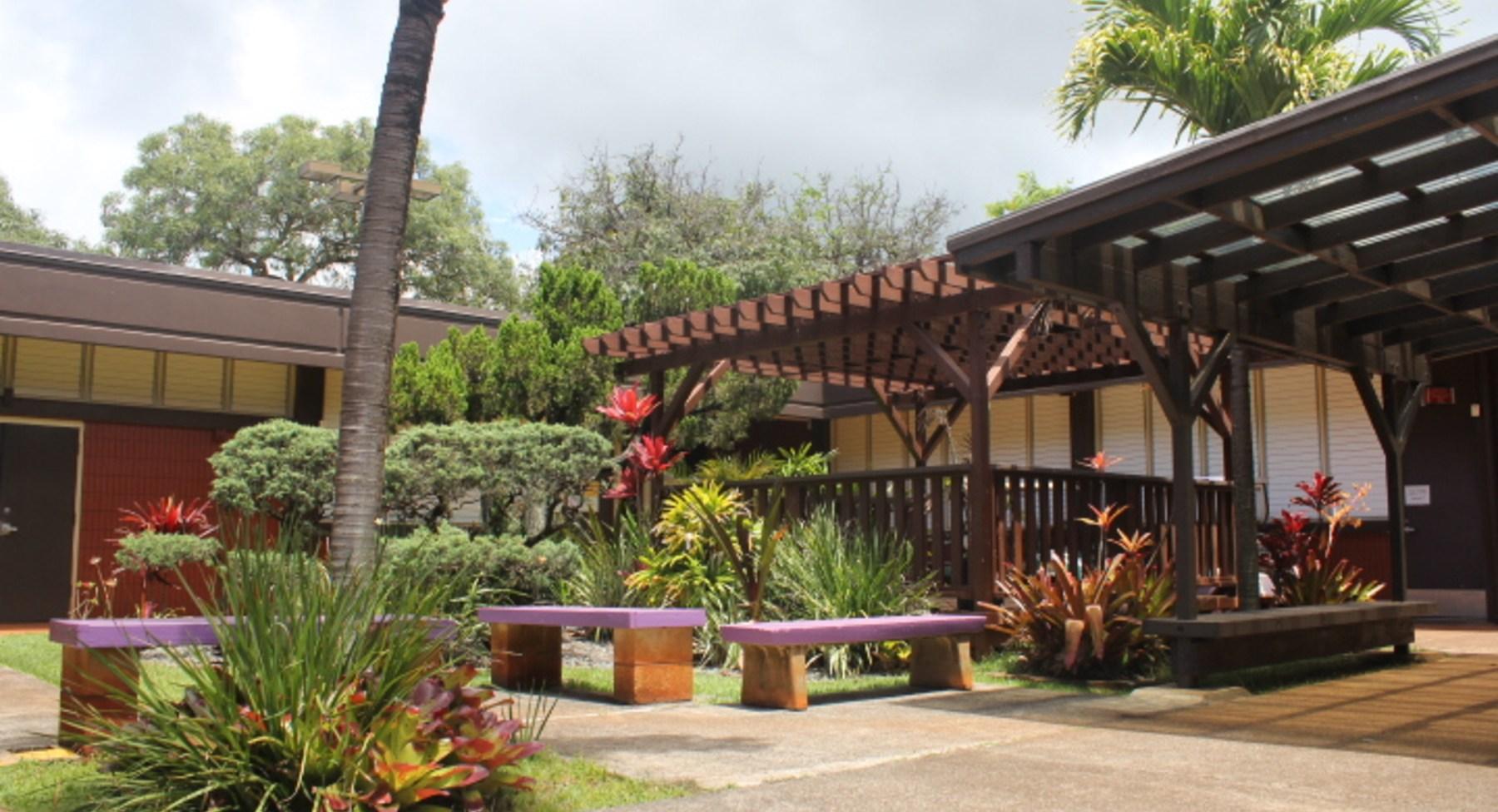 Pearl City High School