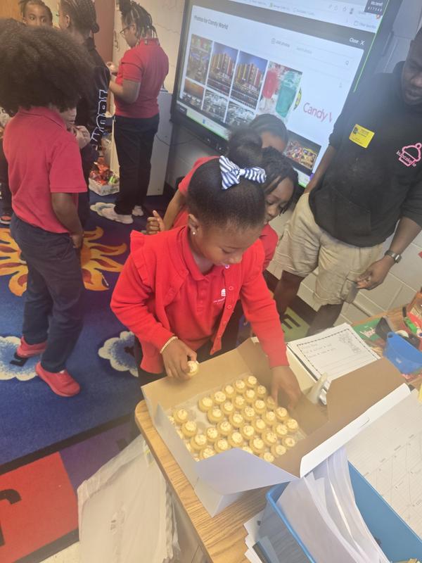 SEM Early Entrepreneurs Enjoy a Sweet Lesson in Business Success Featured Photo