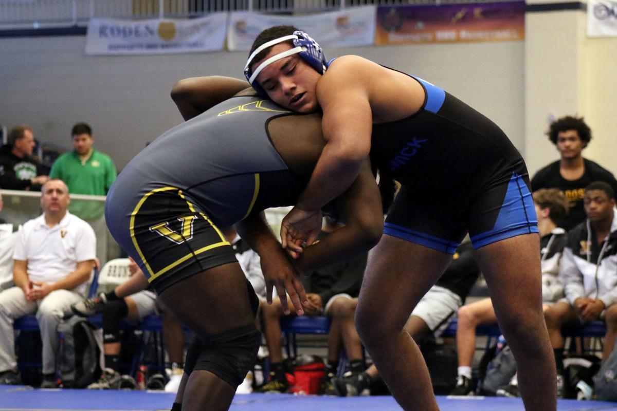 BRONZED PIRATES Brunswick wrestling earns programbest thirdplace