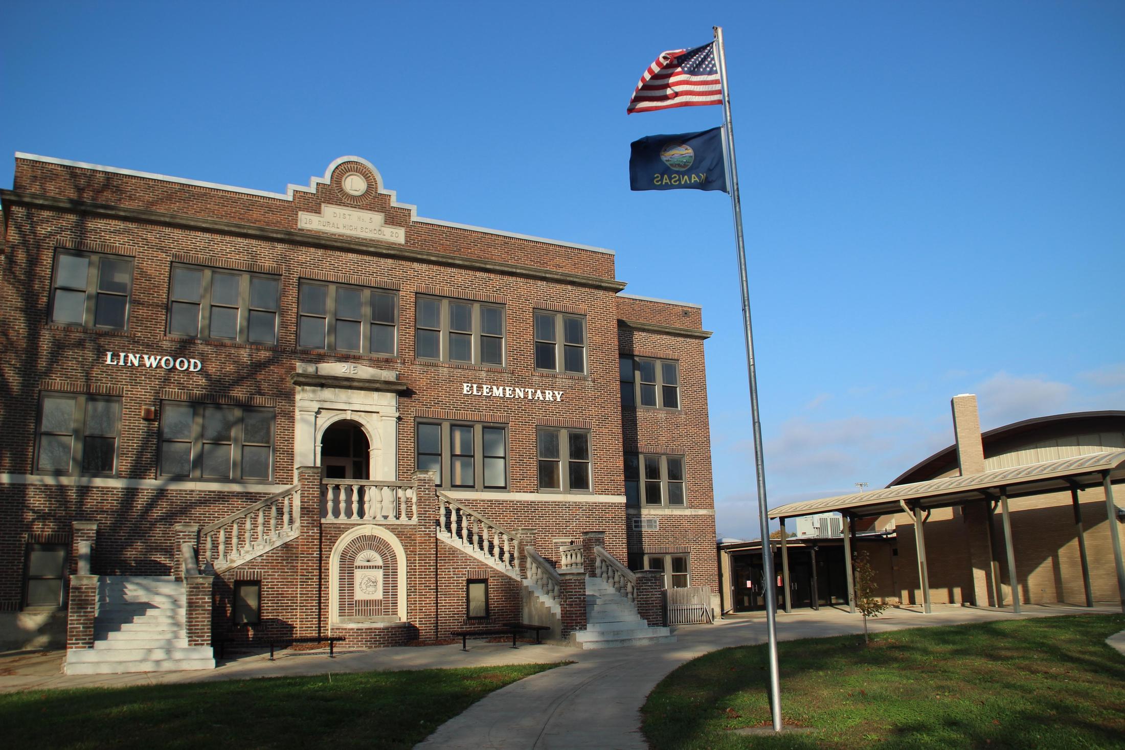 Public Relations District BasehorLinwood School District