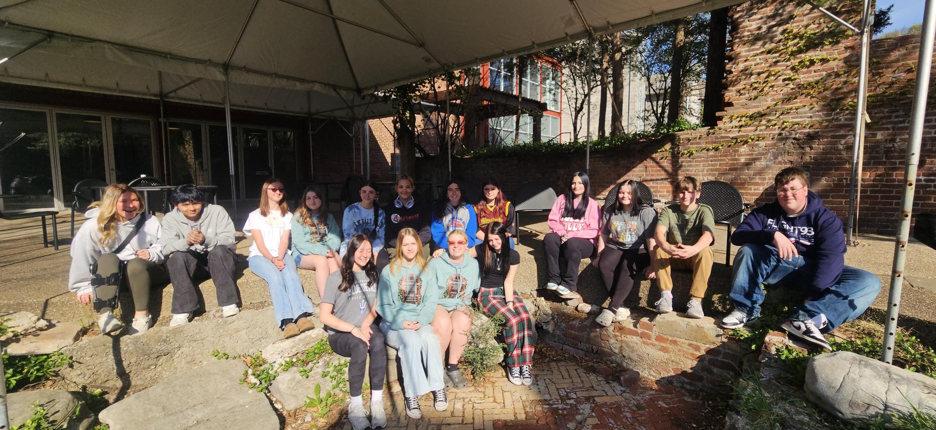 Members of the Art Club visiting the Mattress Factory Museum