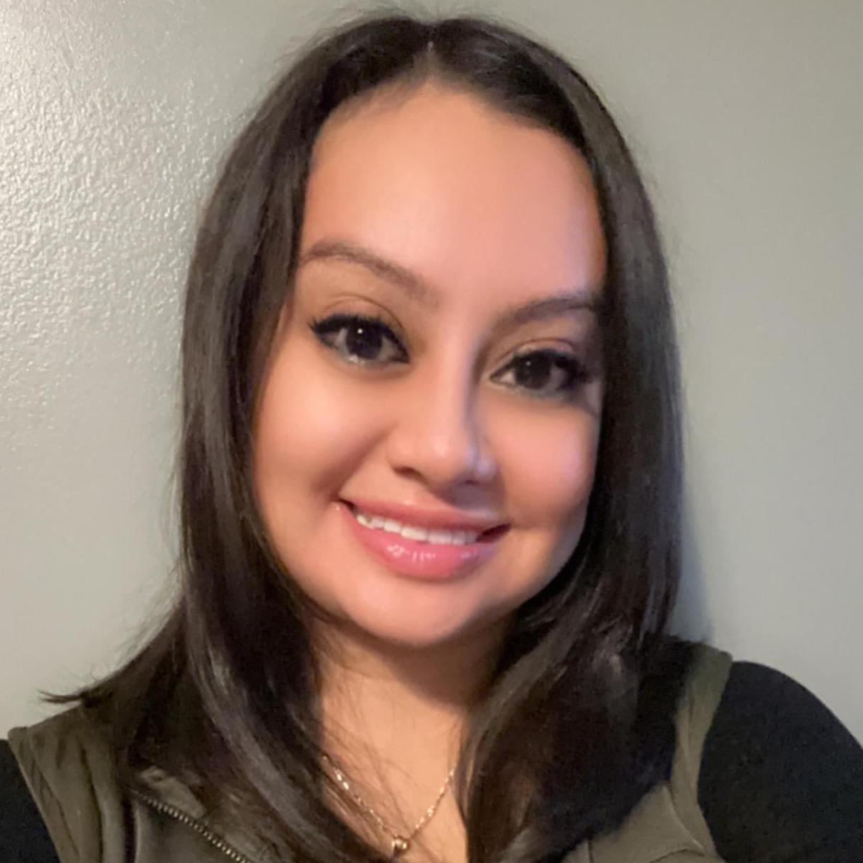 AngelicaBuendia's Profile Photo