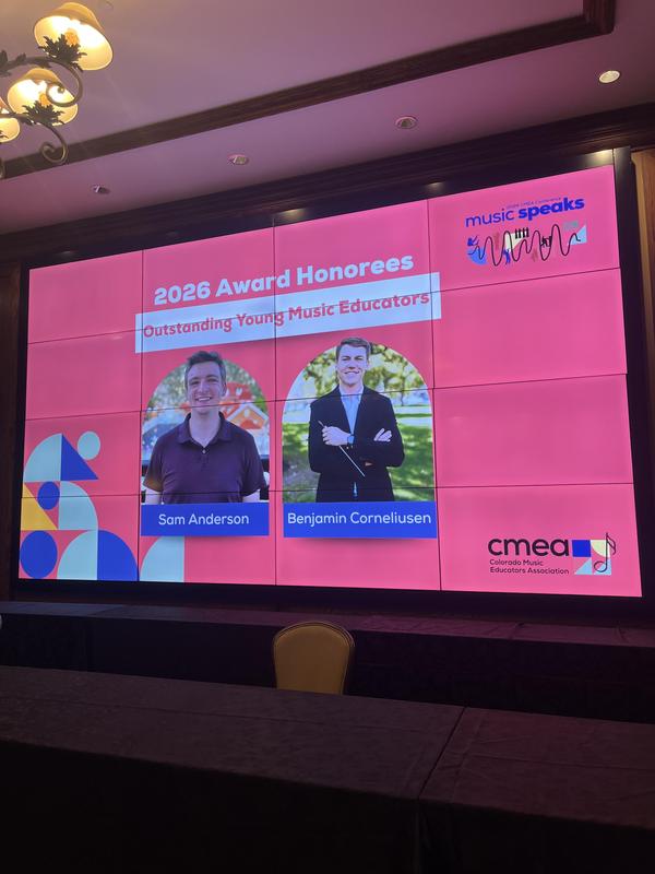 Benjamin Corneliusen receiving award