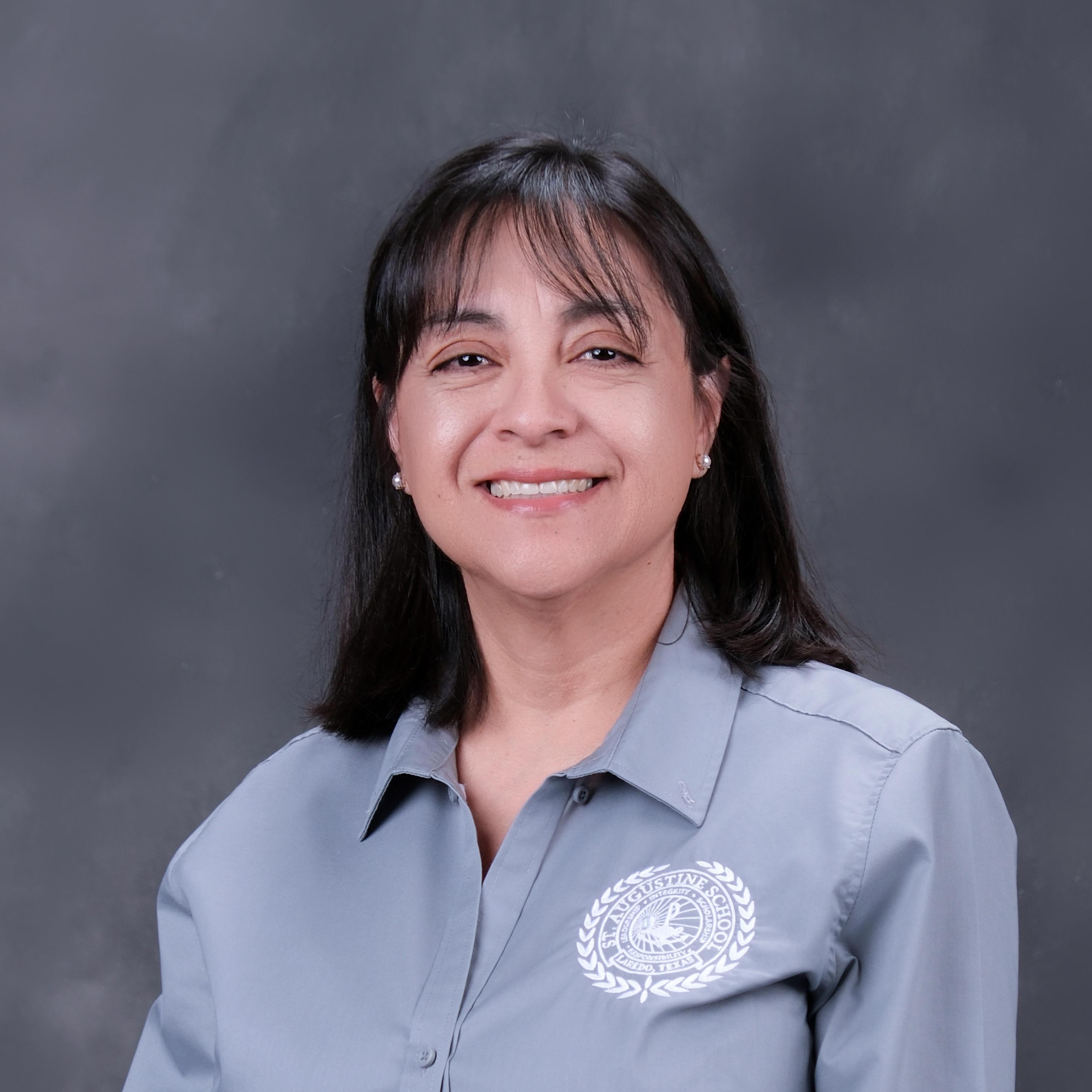 AdrianaHernandez's Profile Photo