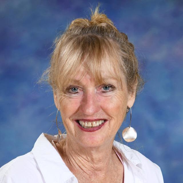 EllenGiesing's Profile Photo