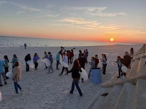 Congratulations to the HOPE SQUAD for amazing attendance at the lantern release!